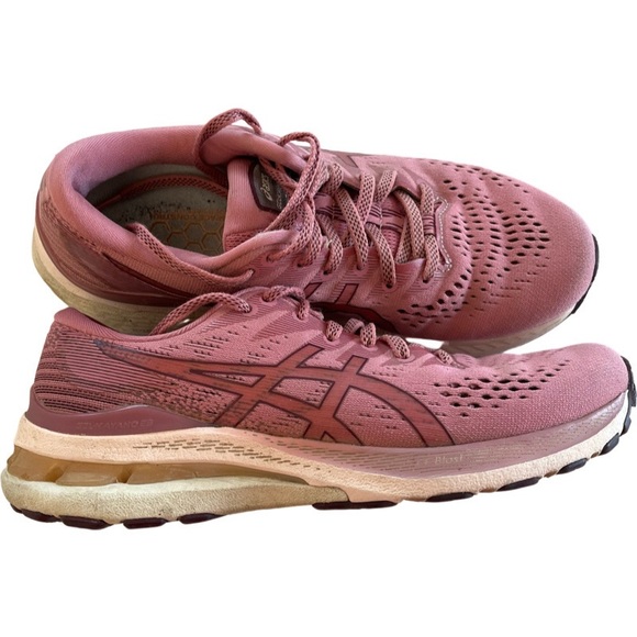 ASICS Gel Kayano Dynamic Duomax. Dusty Pink. 8 - Picture 1 of 7